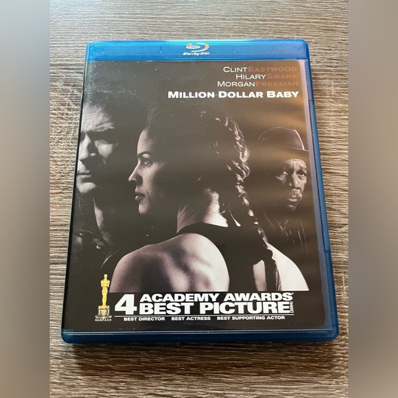 📀 3/$15 or 4/$20 📀 Million Dollar Baby Bluray - Picture 1 of 3